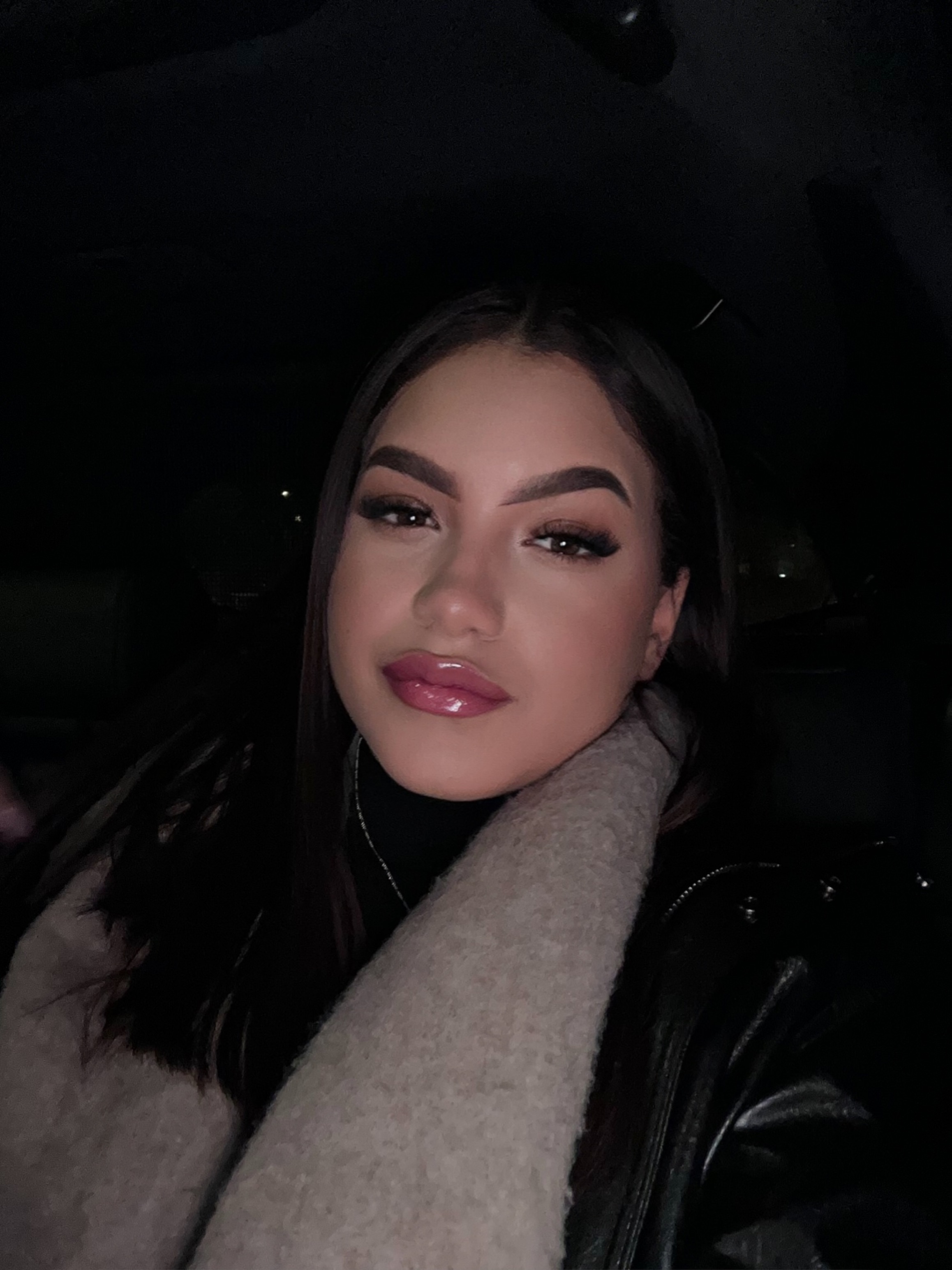 661592457 | HANNA | Chica