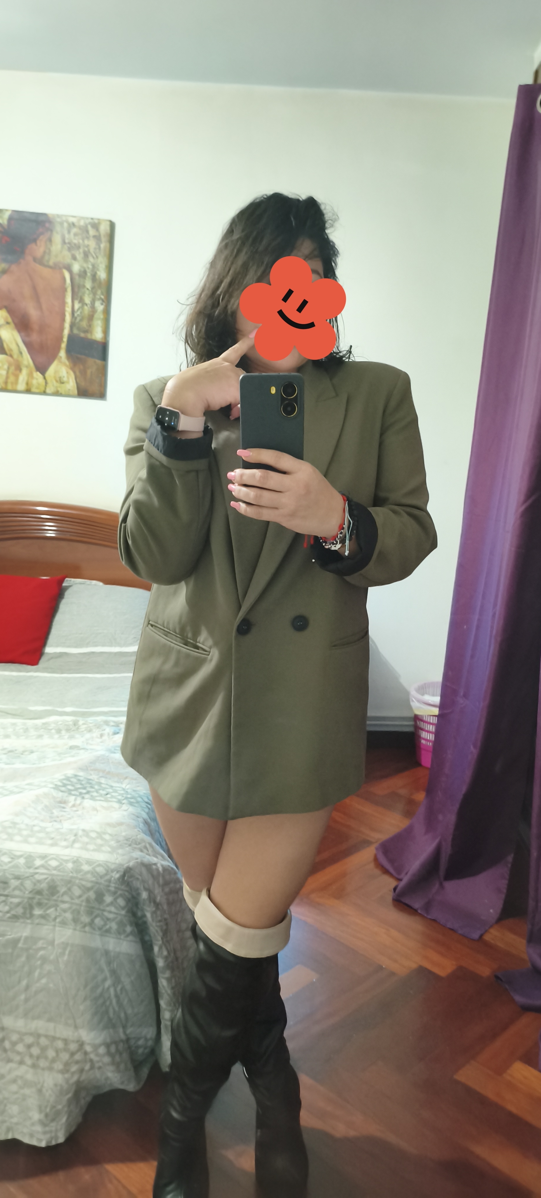 633385784 | AGATHA | Chica