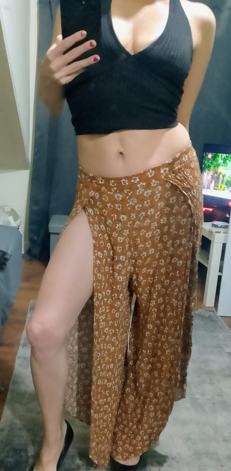 678657563 | MONICA | Chica