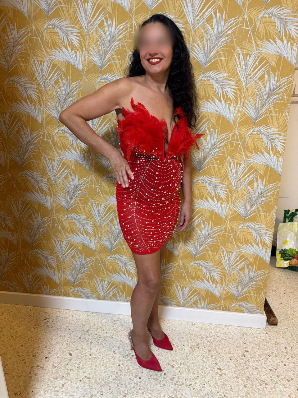 612424899 | LARA | Chica