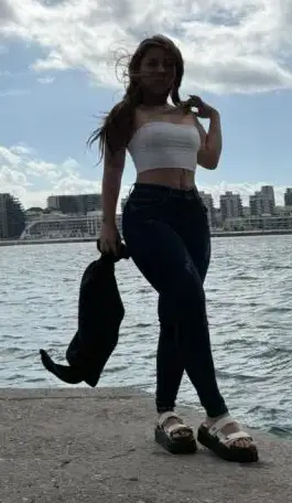 663772437 | PAMELA | Chica