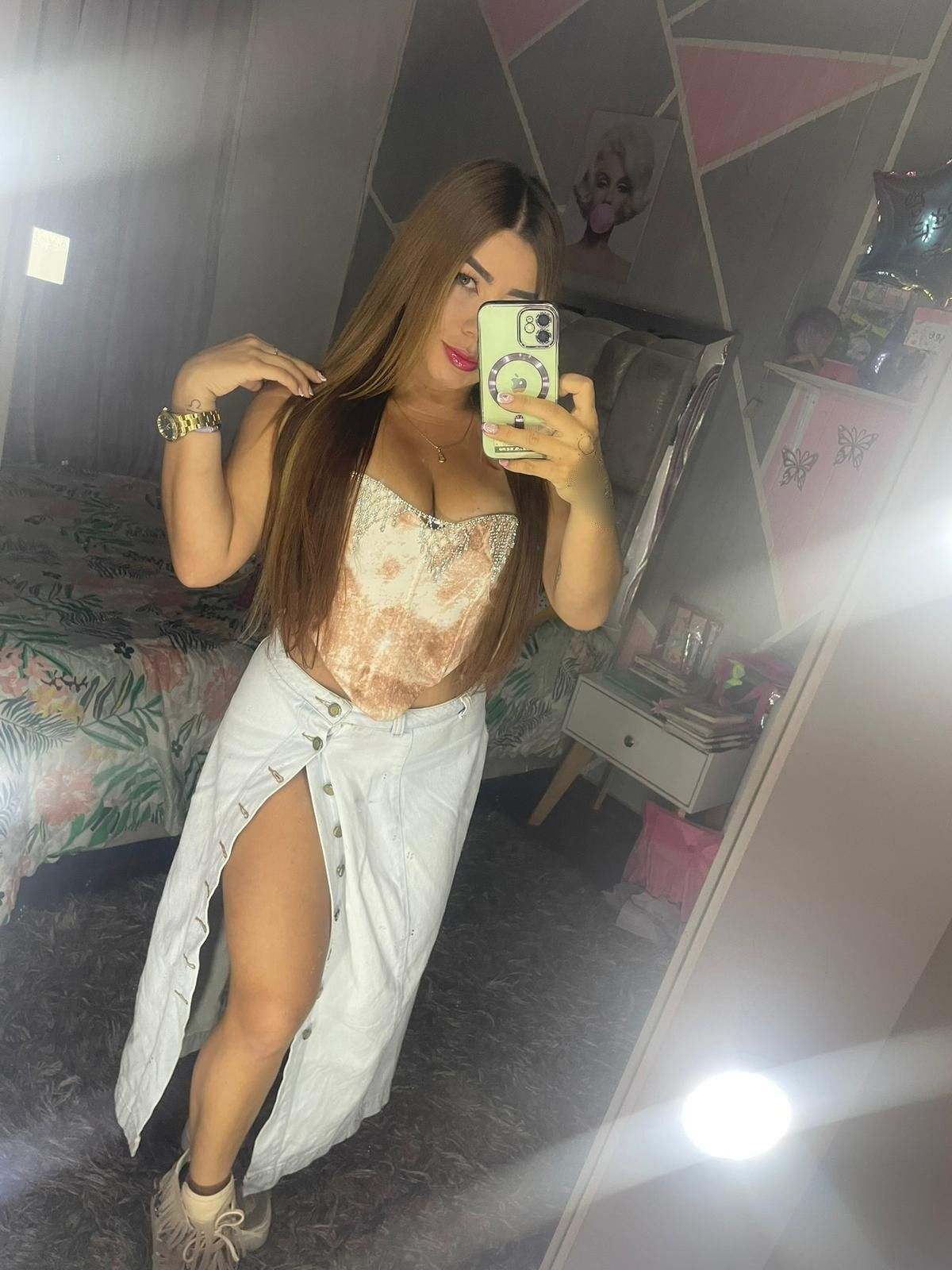633409708 | SALOMÉ | Chica