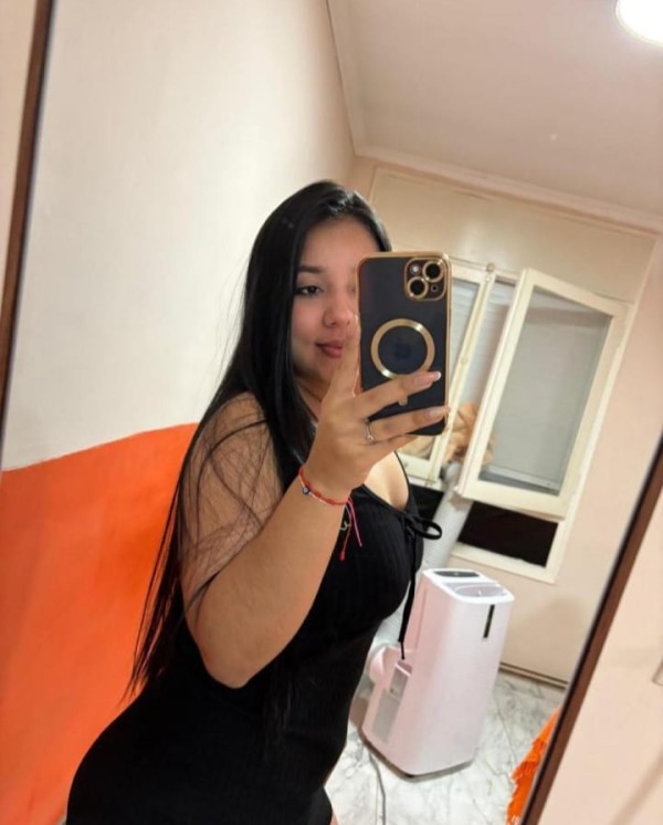 610196352 | ESPAÑOLA | Chica