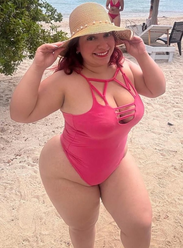 632242206 | NIEVES | Chica