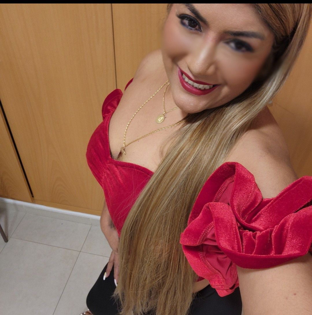 637055862 | YESSICA | Chica