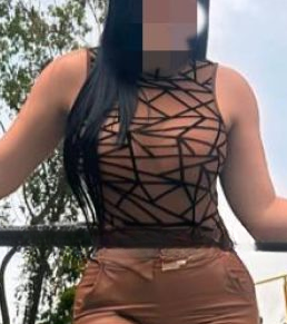 663176582 | SARAH | Chica