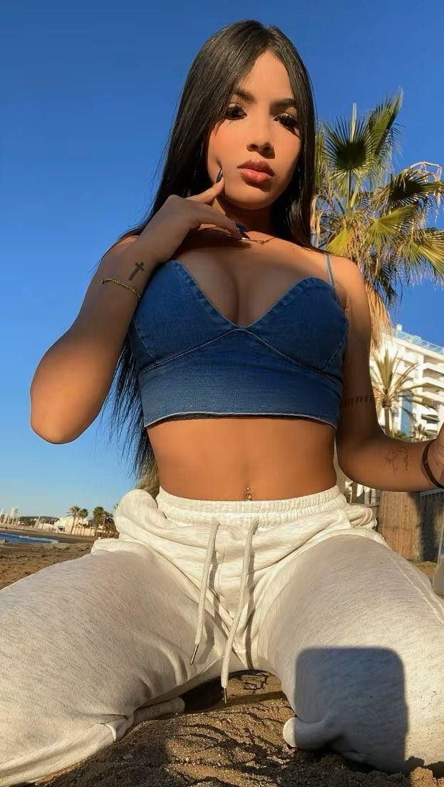 642852921 | NATALIA | Chica