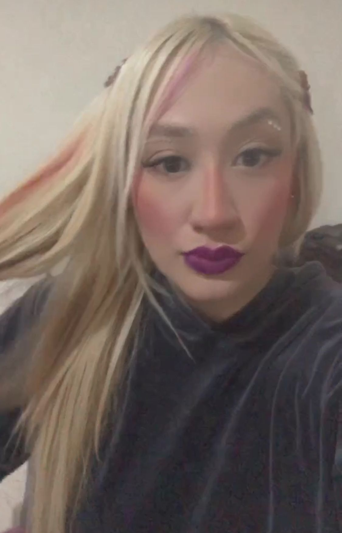 603614066 | VIOLETA | Chica
