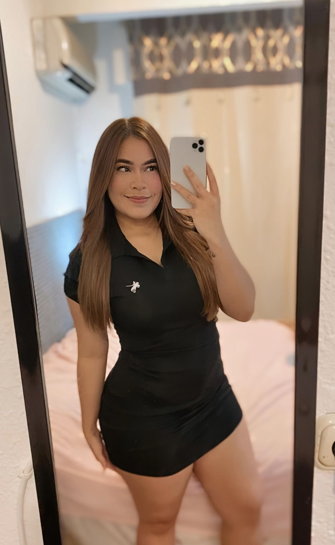 695644357 | GENESIS | Chica