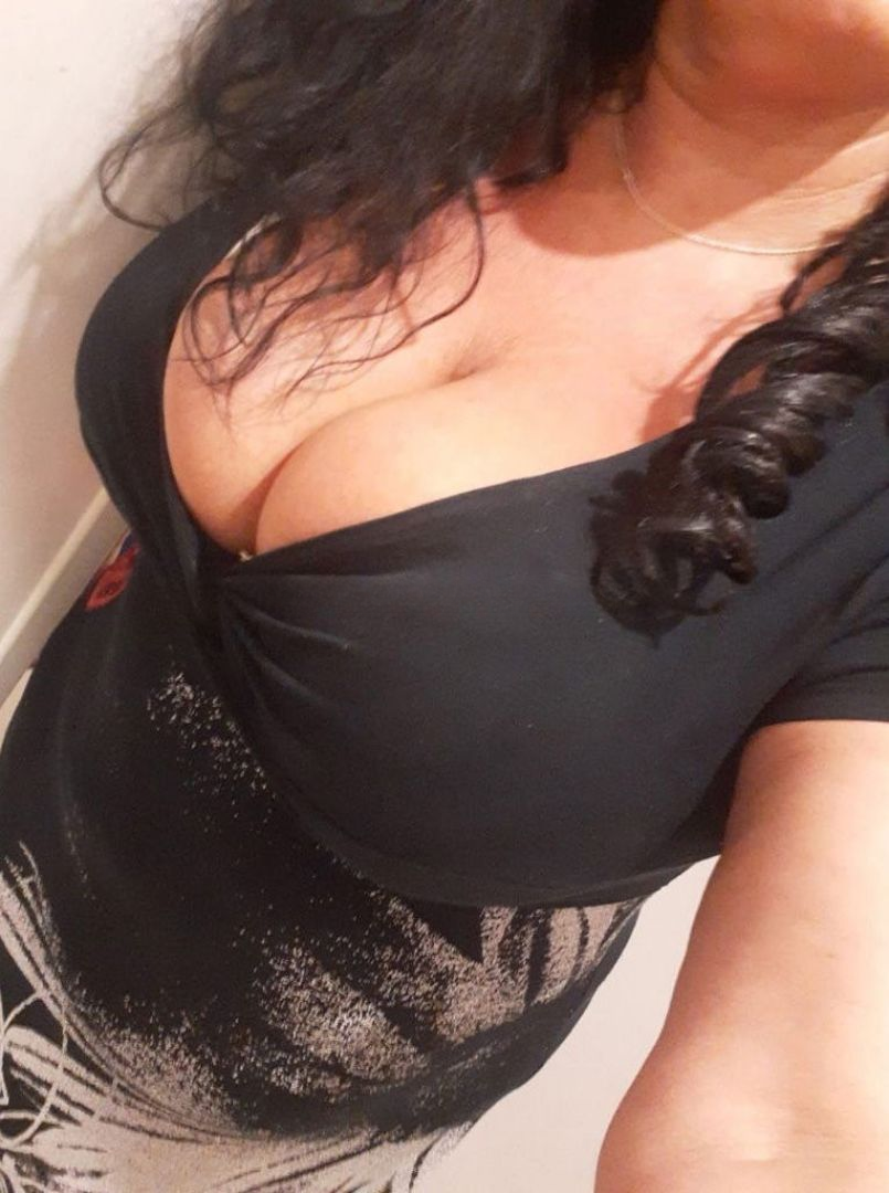 667341927 | RAQUEL | Chica