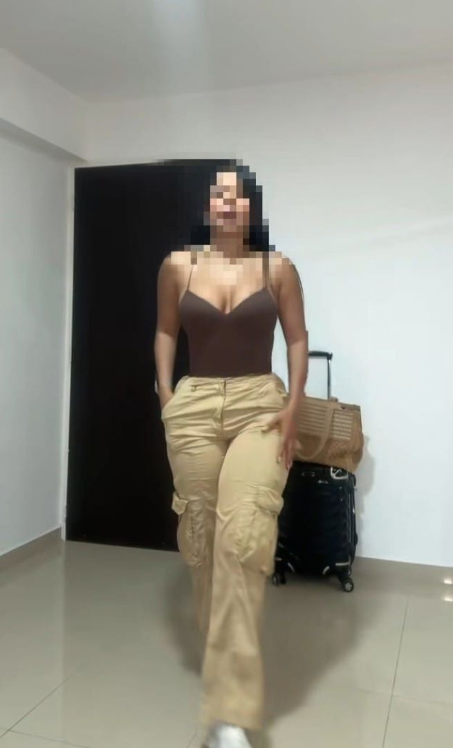 664489954 | SARA RUIZ | Chica