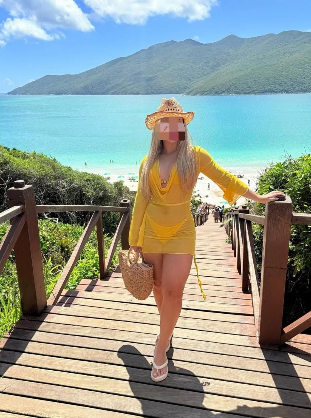 603859448 | LUNA | Chica