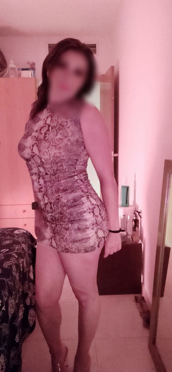 632420366 | LUCIA | Chica