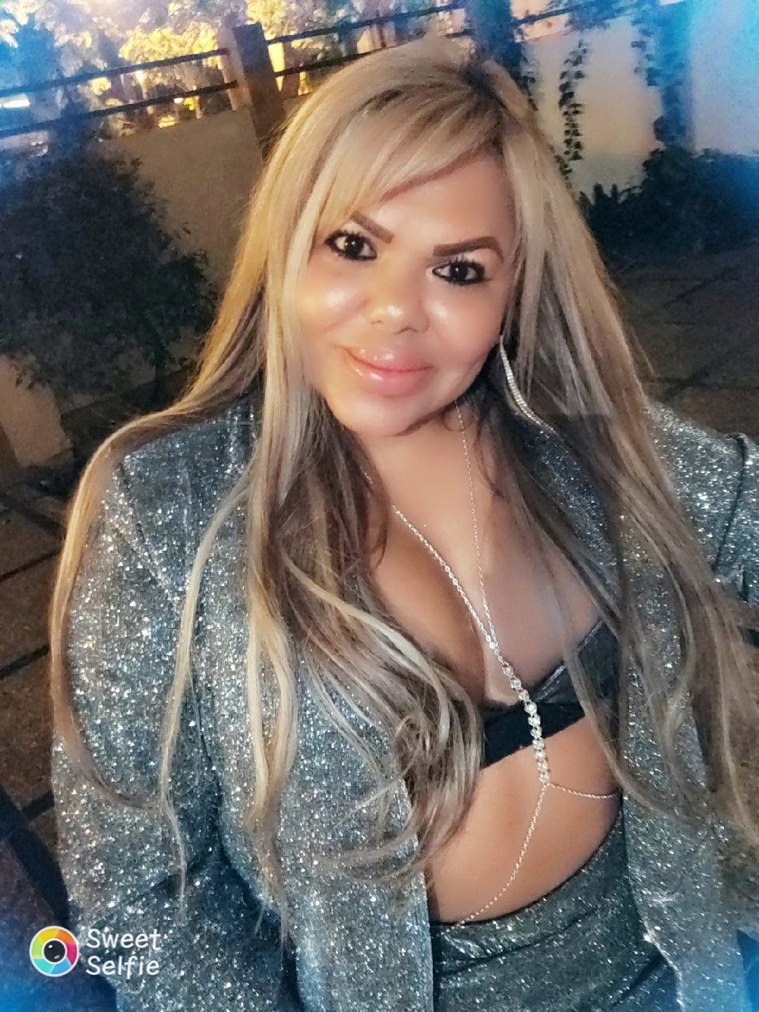 614702696 | SANDRY | Chica