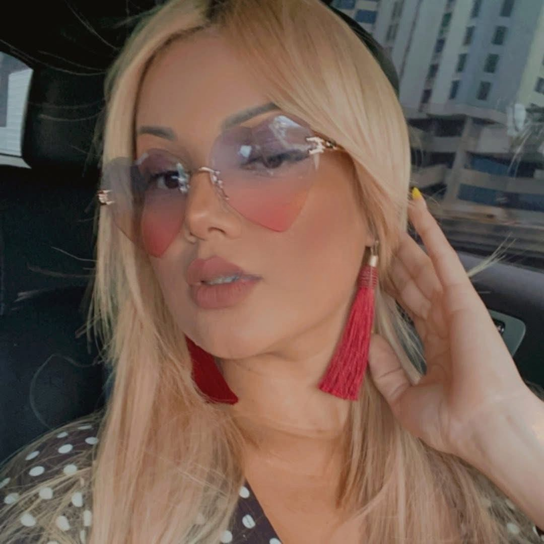 666673166 | VICTORIA | Chica