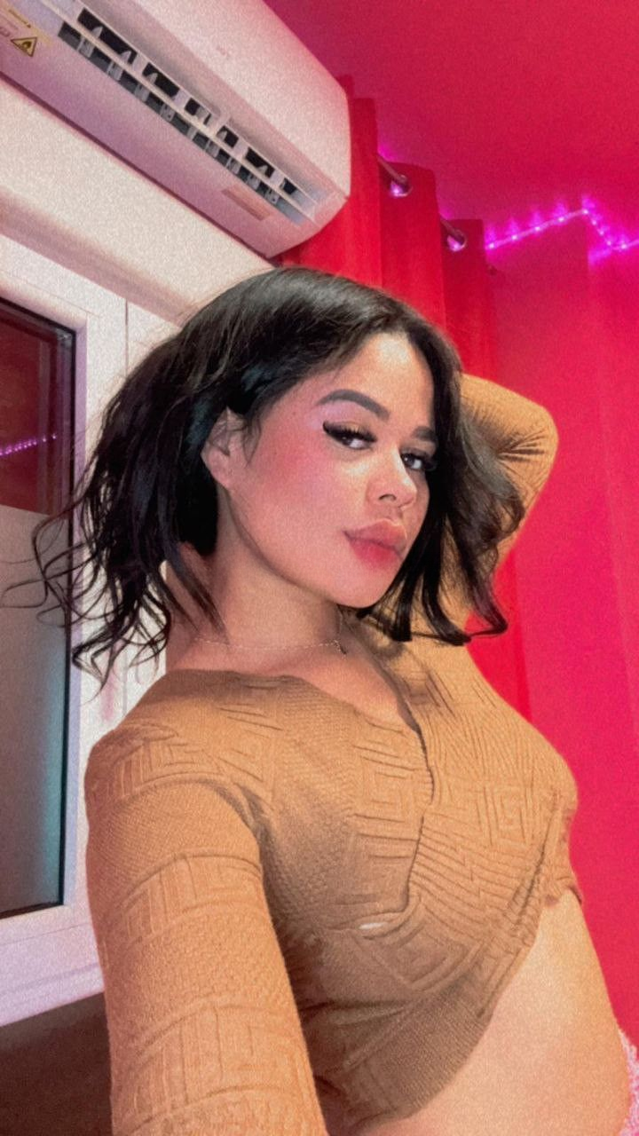 603990457 | XIMENA | Chica