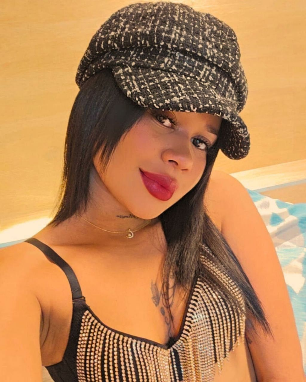 603990457 | XIMENA | Chica