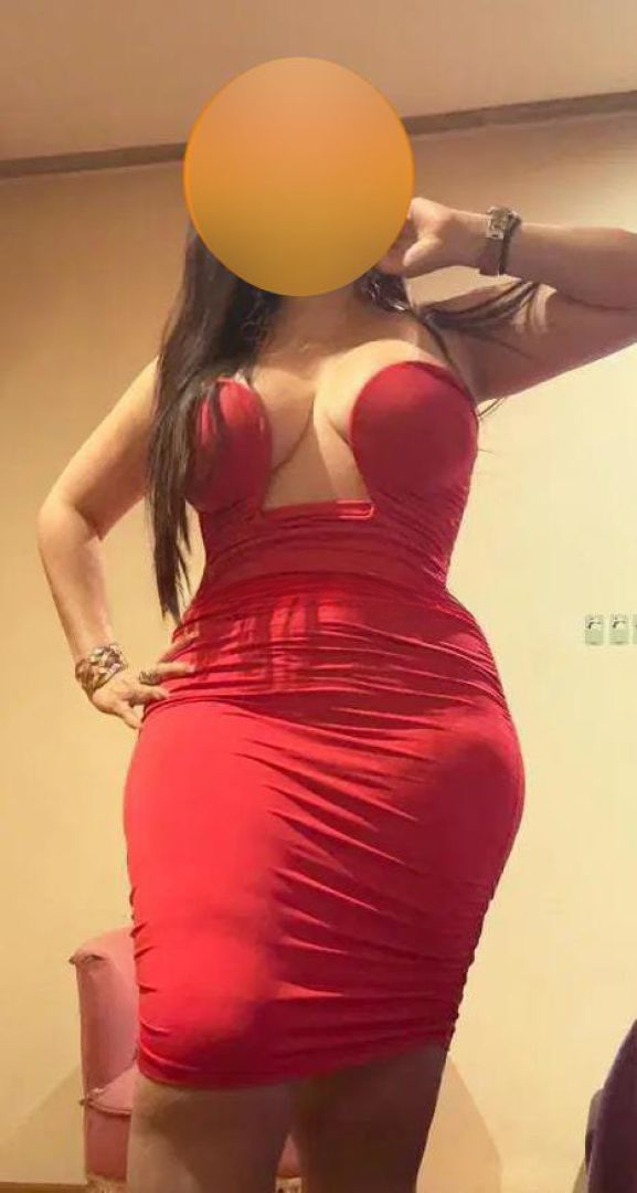 659043024 | ARIANNA | Chica