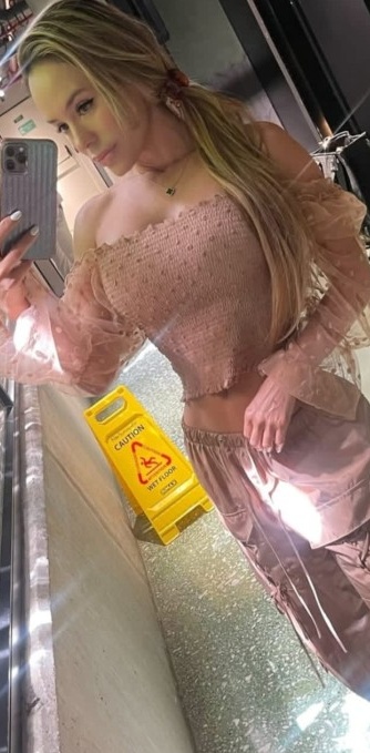657151315 | CRISTAL | Chica