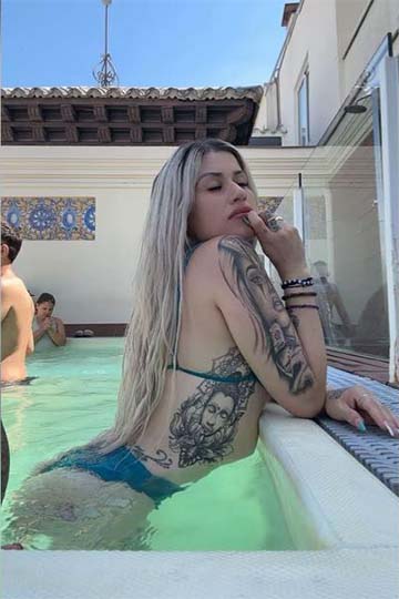 680687637 | SALOME | Chica