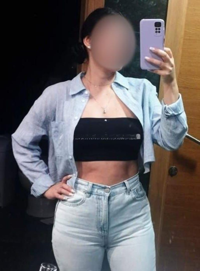 657520399 | SAMANTHA | Chica