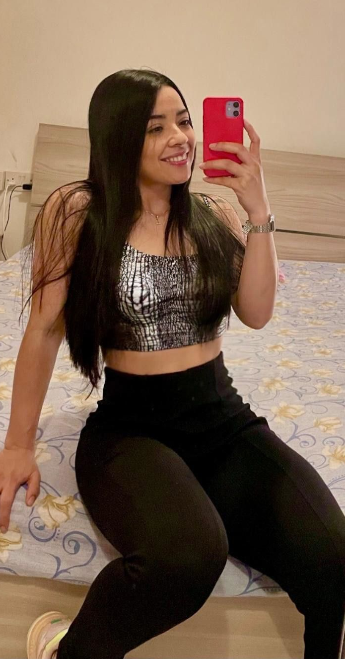 617193269 | NATALIA | Chica