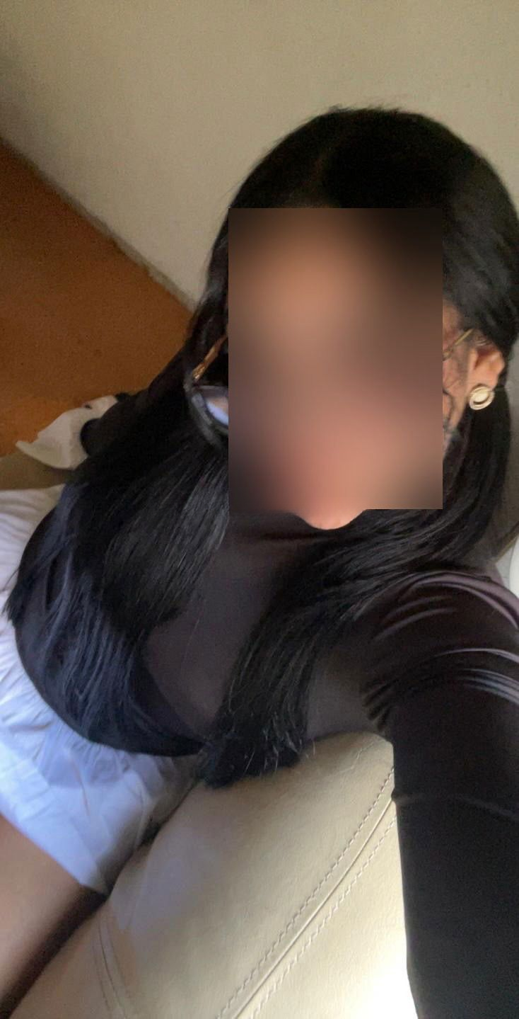 637040911 | YULI | Chica