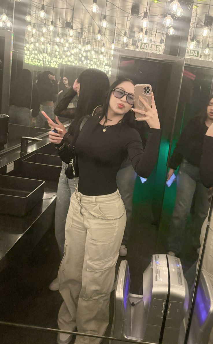 611318465 | NATY | Chica