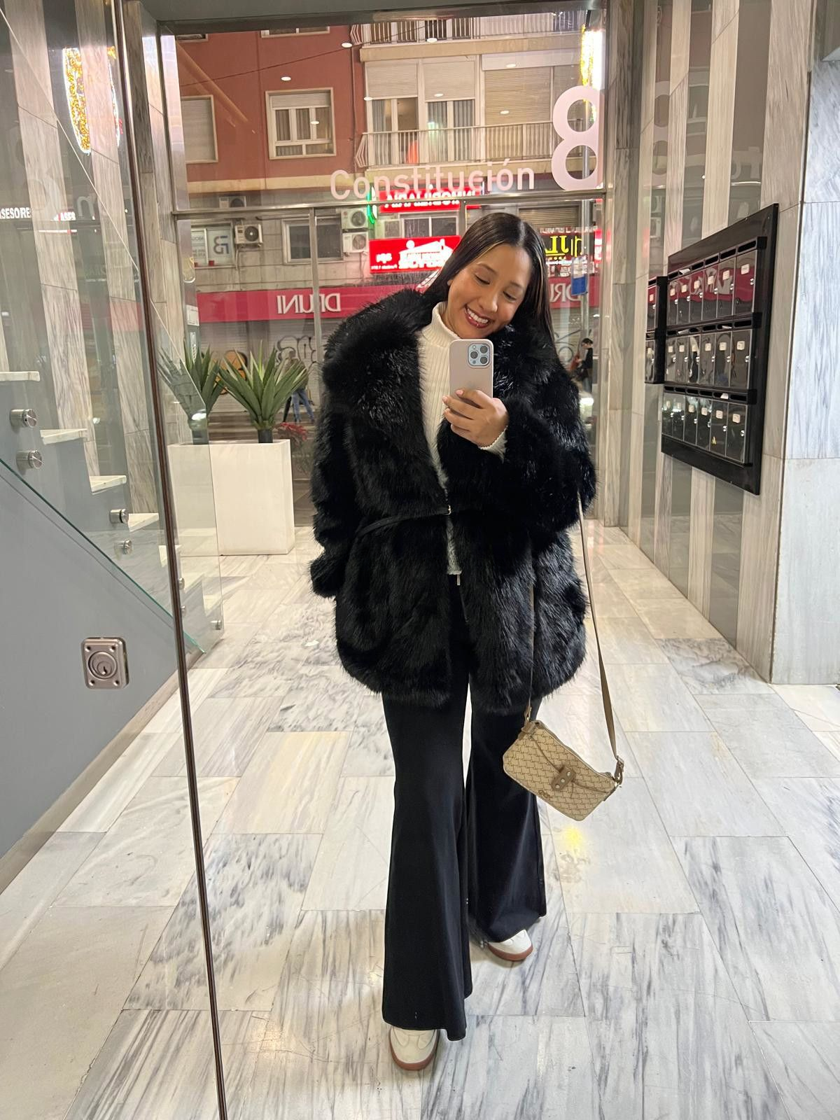 603234470 | ESTEFY | Chica