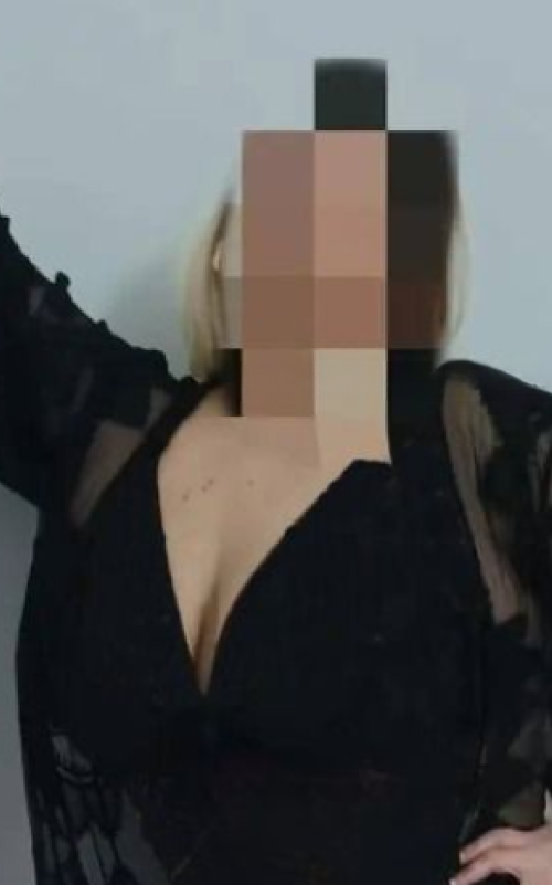 674564045 | ESMERALDA | Chica