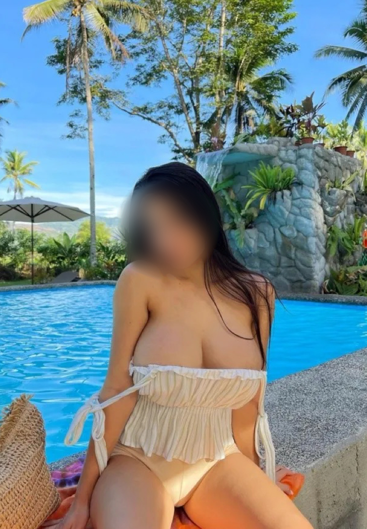 631077704 | NATALIA | Chica