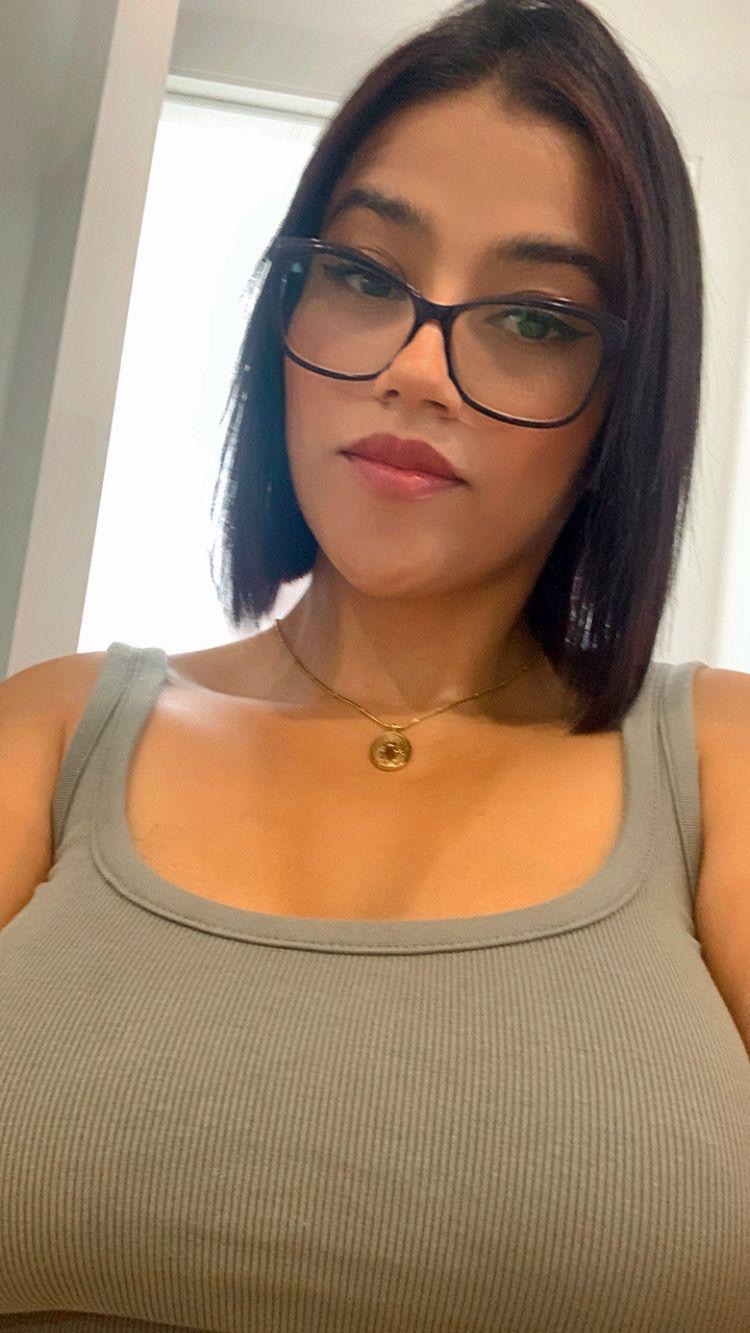 643560116 | VIOLETA | Chica