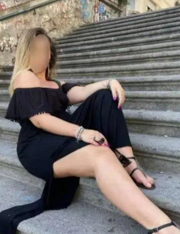 642301517 | SOLE | Chica