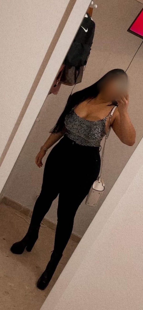 614943430 | BRENDA | Chica