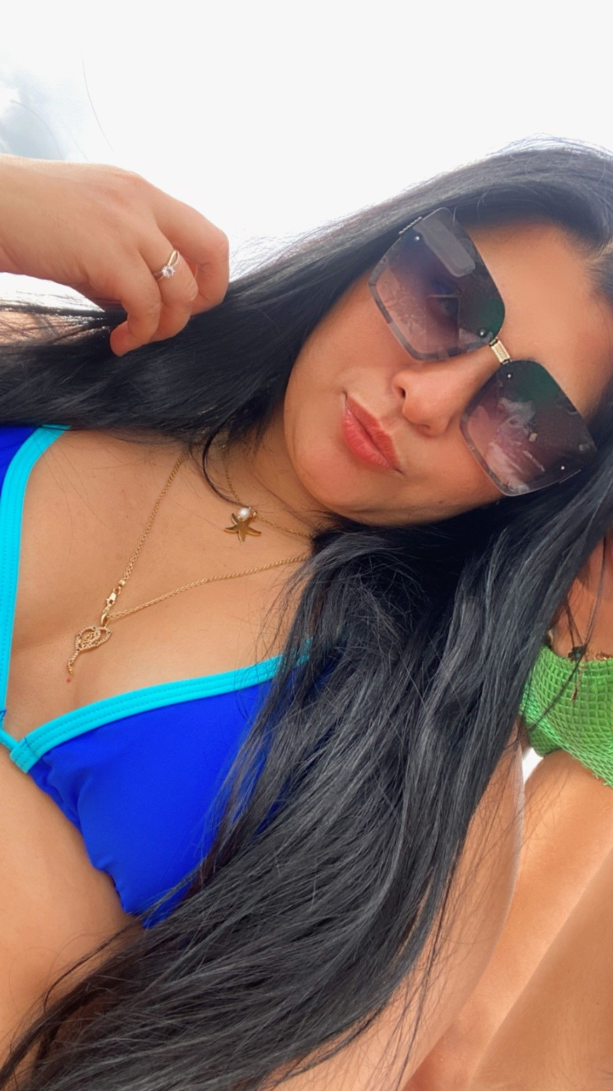 604121253 | NAYARA | Chica