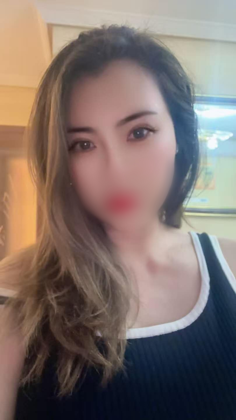 632185758 | ANNA | Chica