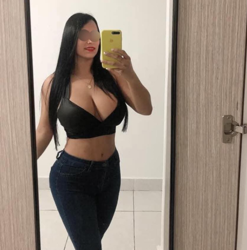 632038307 | KARLA | Chica