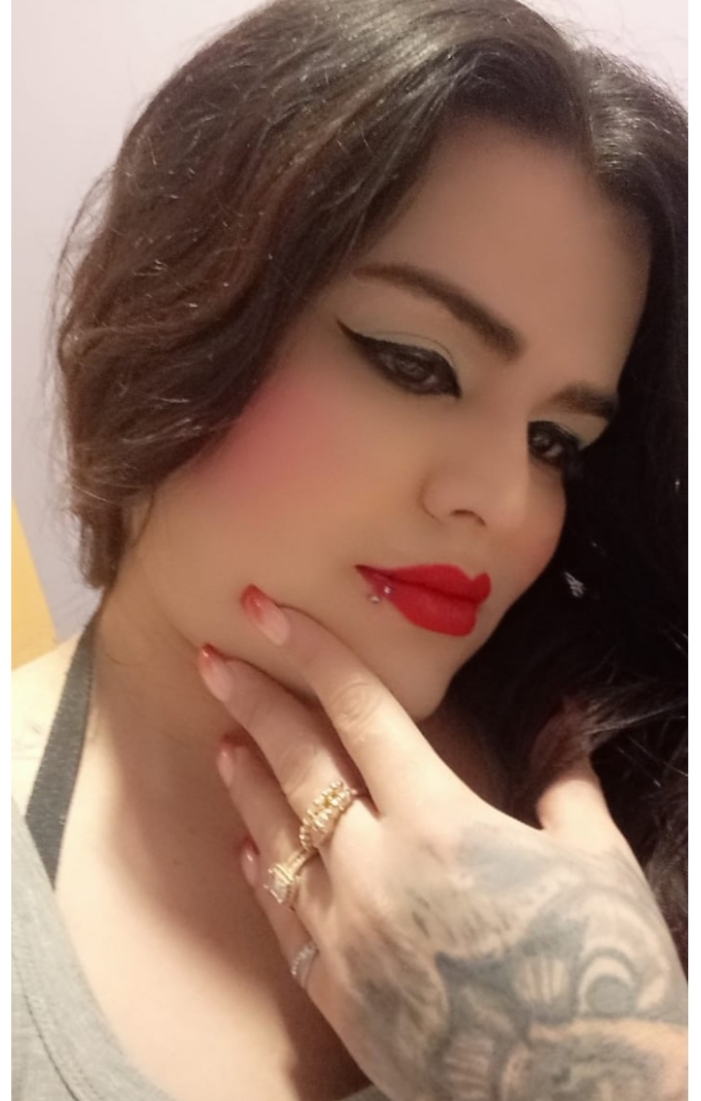 652485507 | ALEJANDRA | Transexual