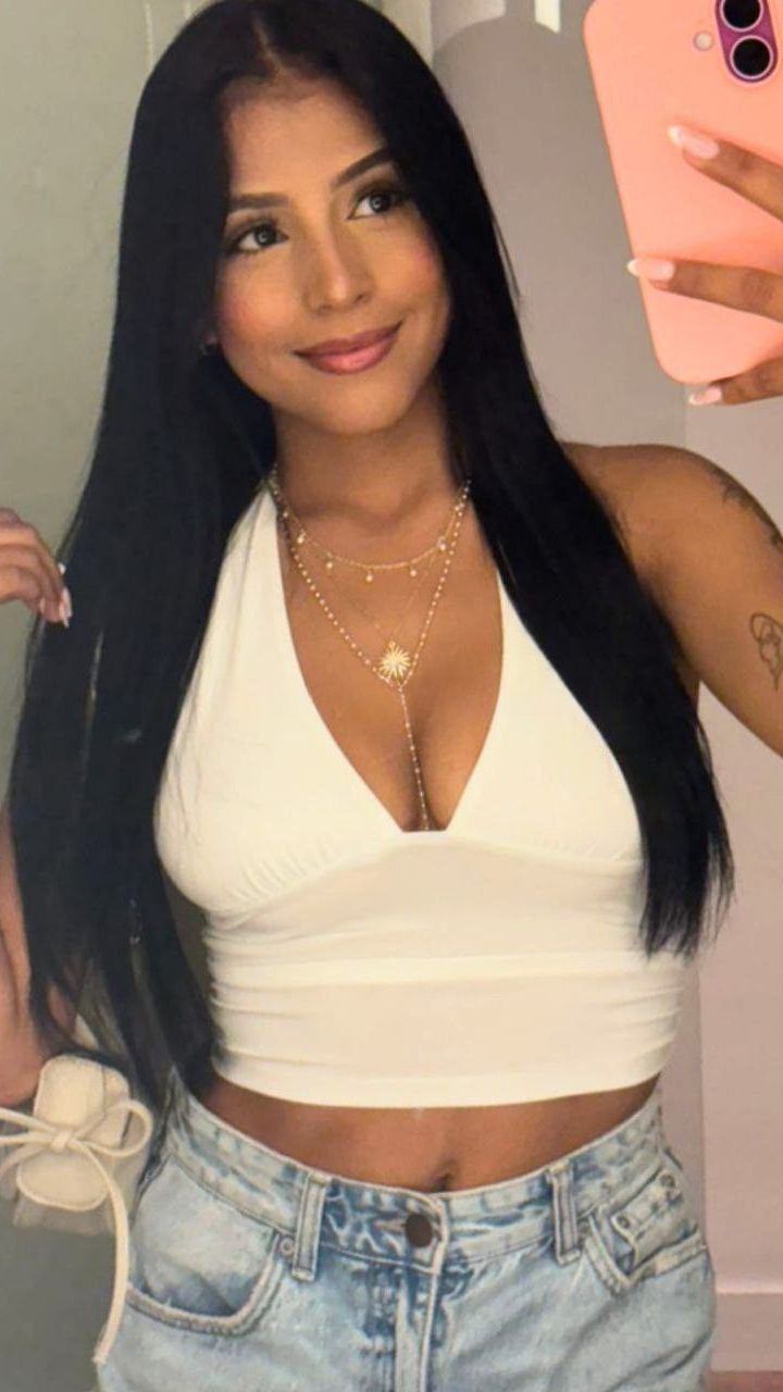 631164996 | ANDREA | Chica