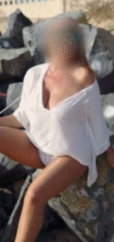 651500224 | EVA | Chica