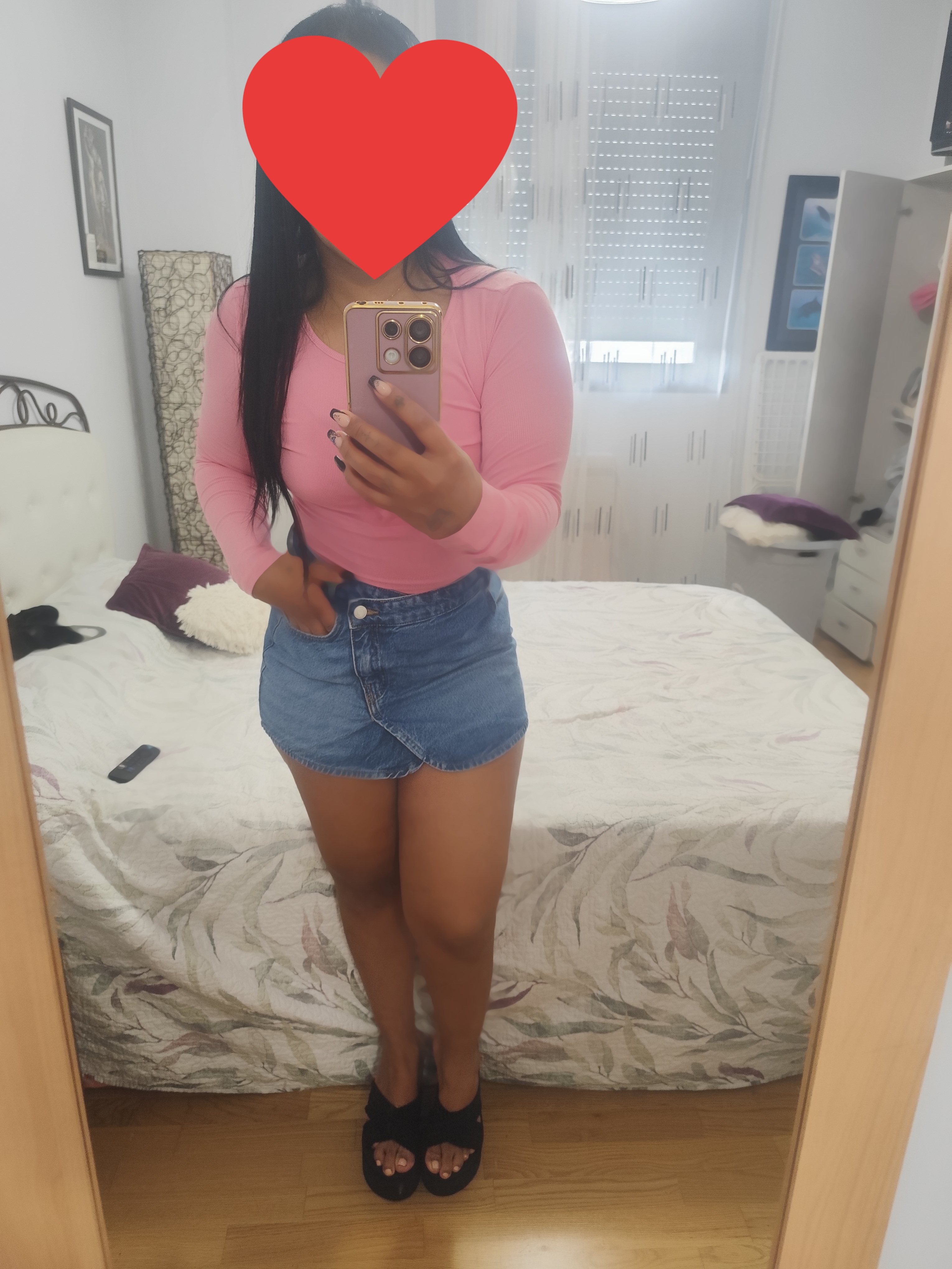 643751534 | SALOME | Chica