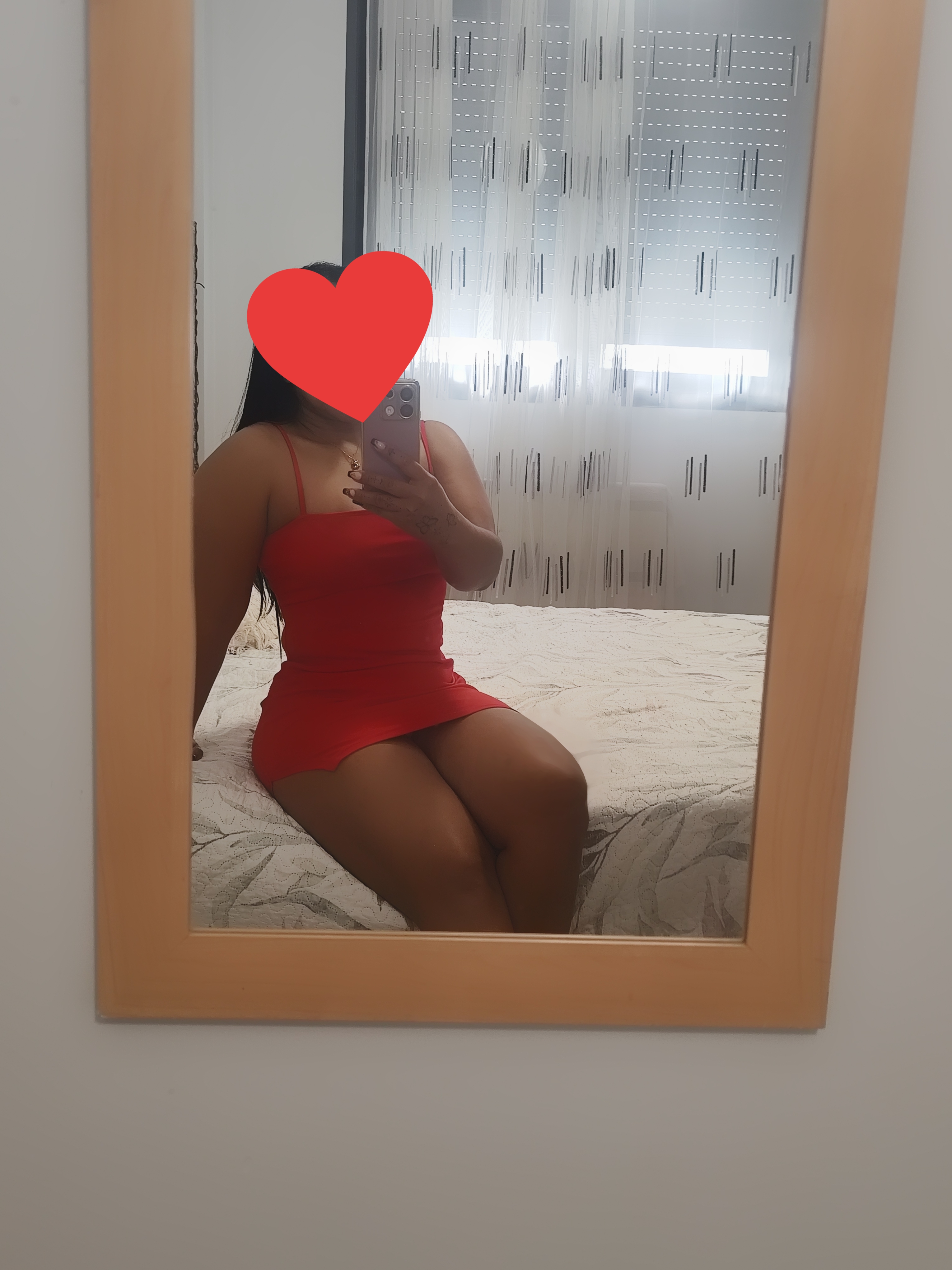 643751534 | SALOME | Chica