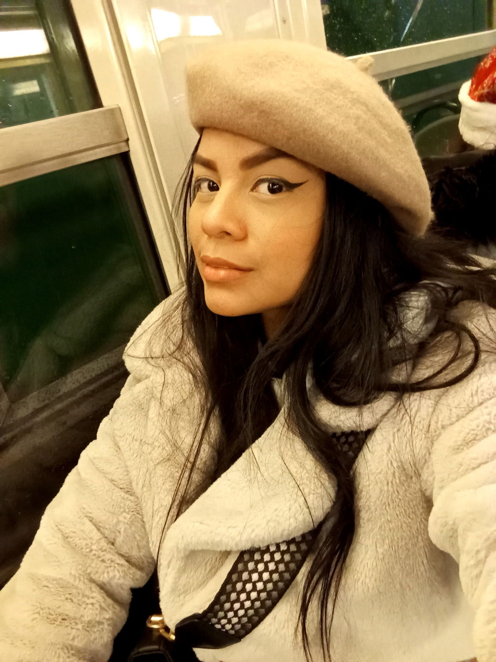 637217467 | ORIANA | Chica