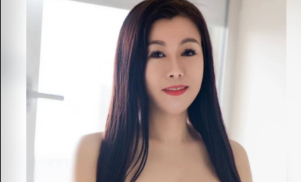 662425559 | COCO | Chica