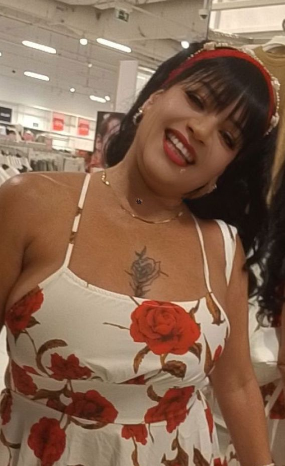 603621223 | CHANTAL | Chica