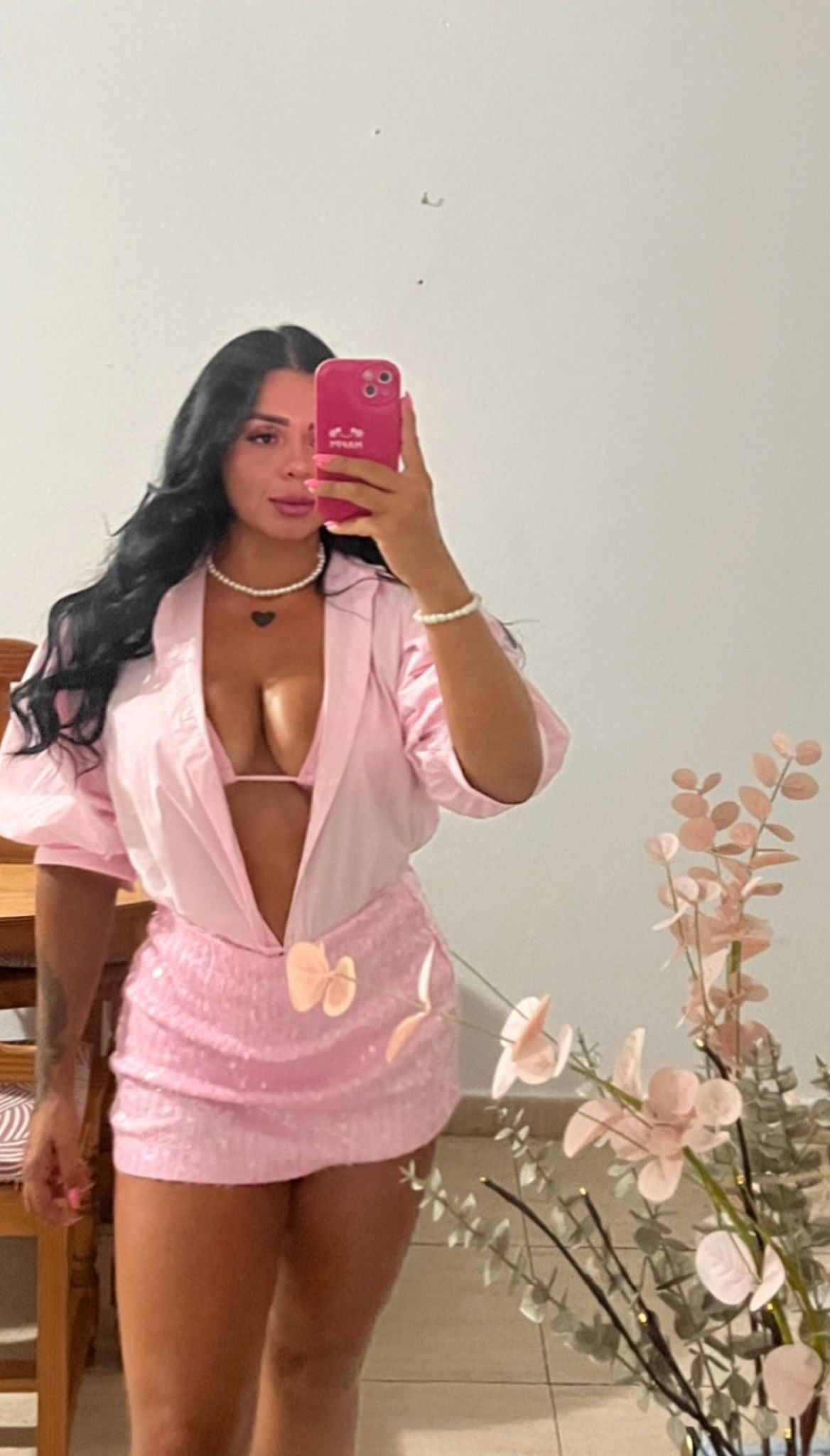 627105282 | EVA | Chica