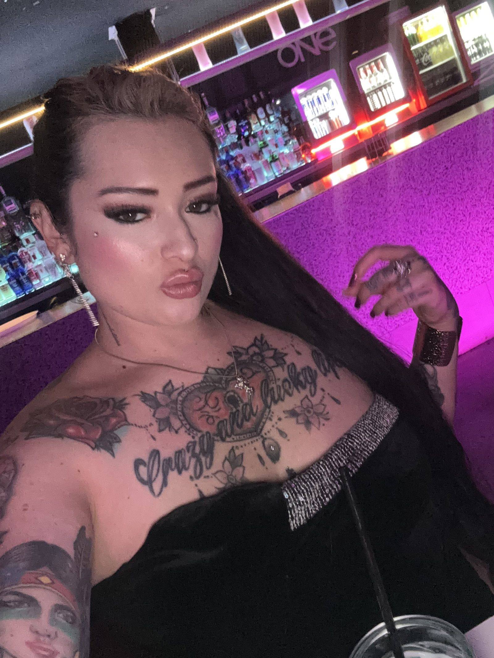 661010734 | MEGAN | Chica