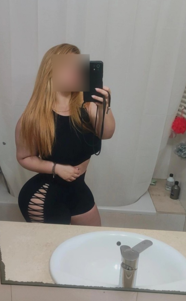 667554623 | SILVIA | Chica