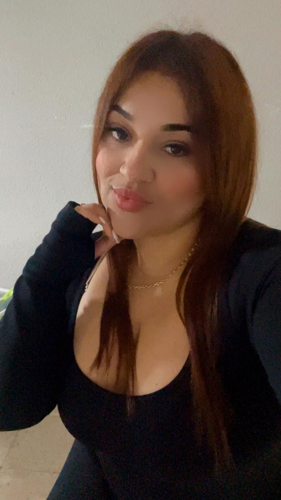 641400813 | VANESSA | Chica