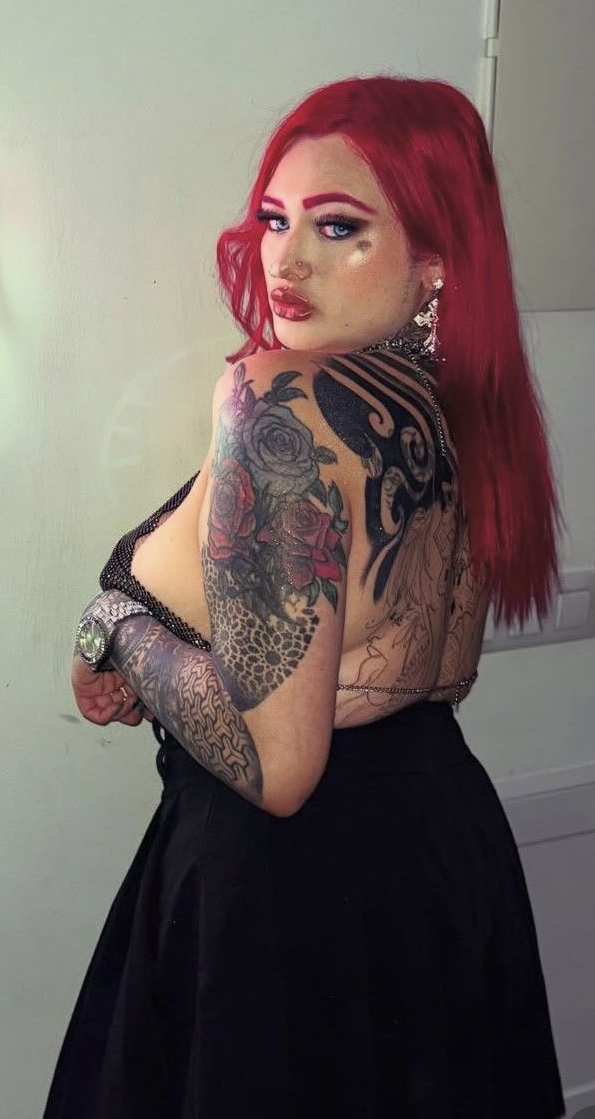 661010734 | MEGAN | Chica